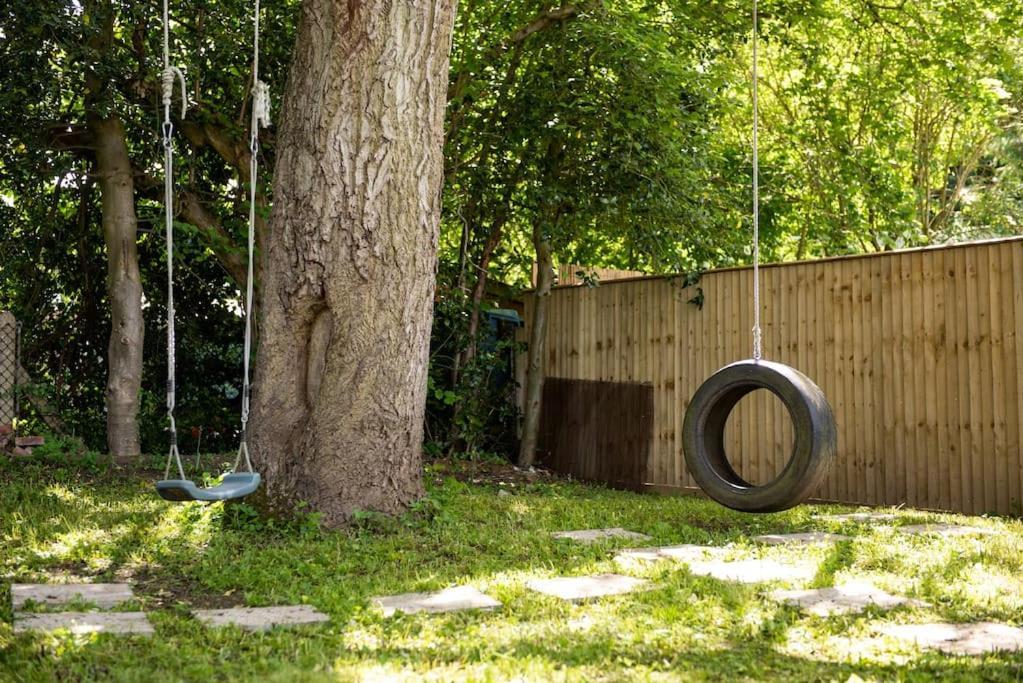 Walnut Flats-F5, Stylish 1-Bedroom - Parking, Netflix, Wifi - Close To Oxford, Bicester & Blenheim Palace Kidlington Exteriér fotografie