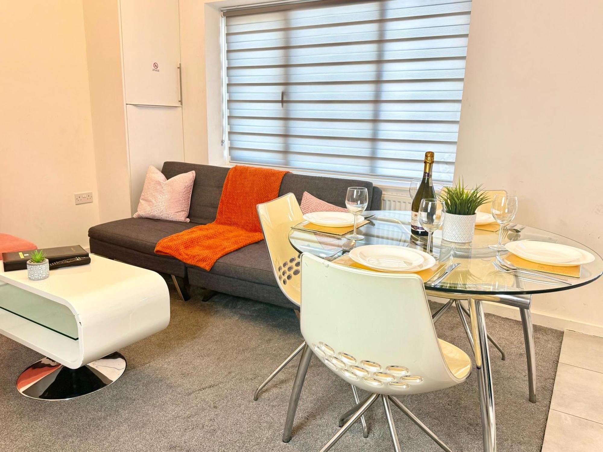 Walnut Flats-F5, Stylish 1-Bedroom - Parking, Netflix, Wifi - Close To Oxford, Bicester & Blenheim Palace Kidlington Exteriér fotografie