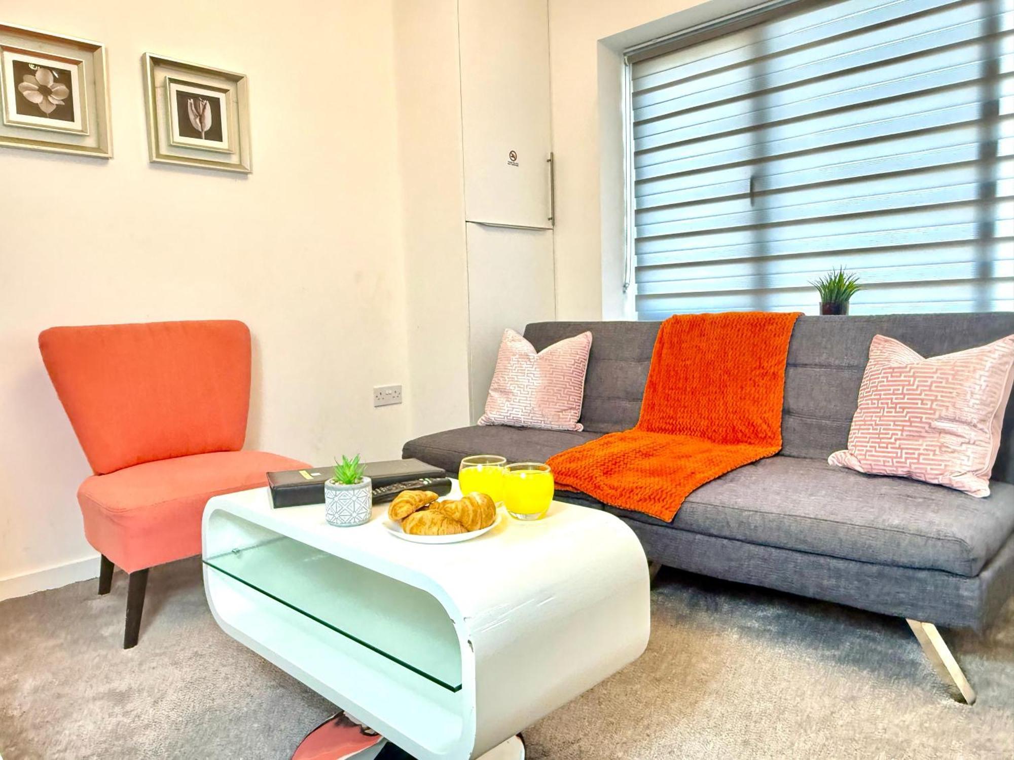Walnut Flats-F5, Stylish 1-Bedroom - Parking, Netflix, Wifi - Close To Oxford, Bicester & Blenheim Palace Kidlington Exteriér fotografie