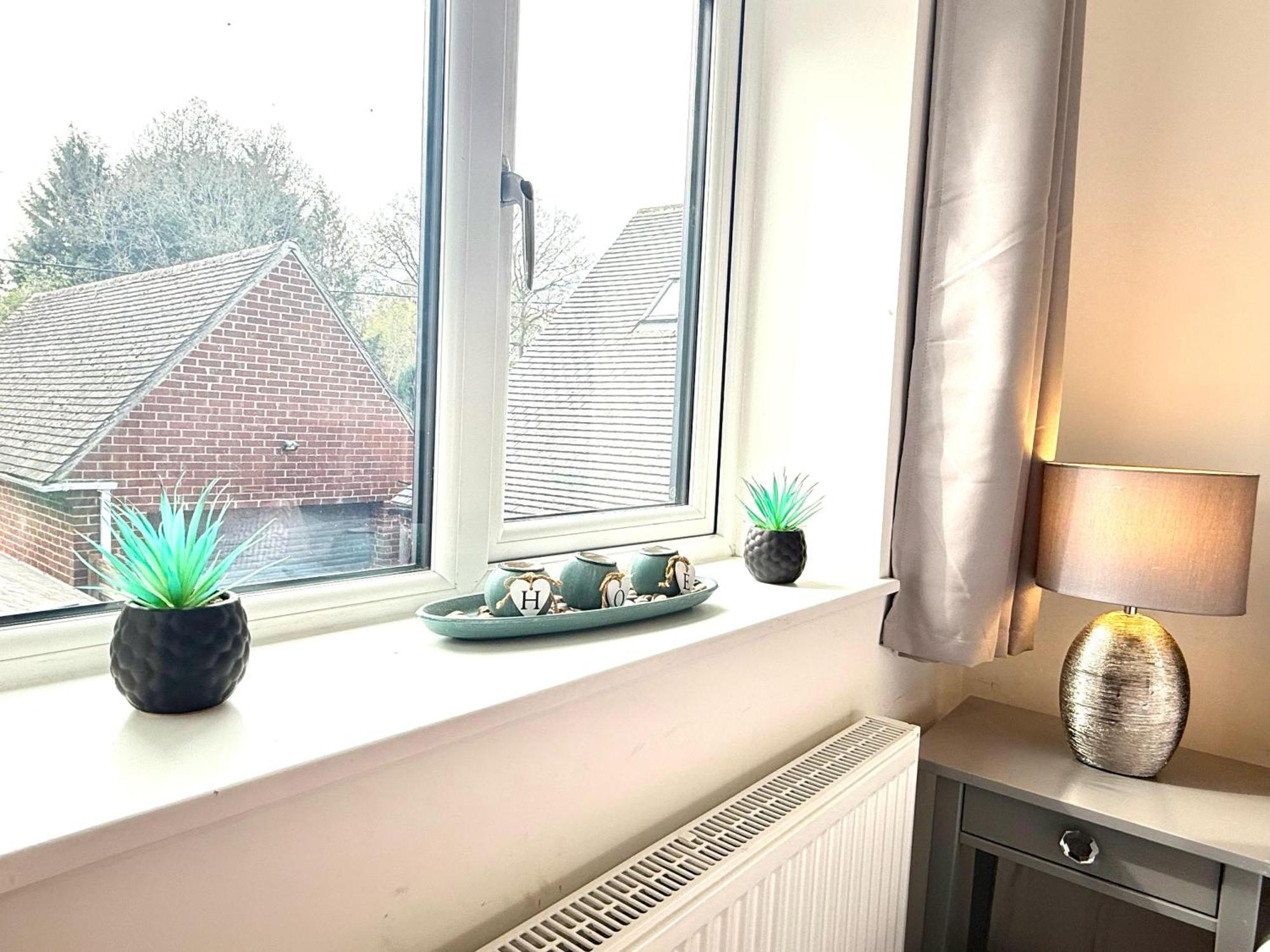 Walnut Flats-F5, Stylish 1-Bedroom - Parking, Netflix, Wifi - Close To Oxford, Bicester & Blenheim Palace Kidlington Exteriér fotografie